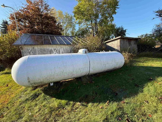 $325,000 | W12324 Grant Road, Caroline, WI 54928