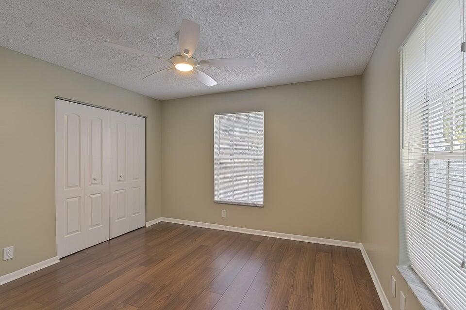 6284 La Costa Drive, Unit E Boca Raton, FL 33433 - Photo 20 of 24 Second bedroom