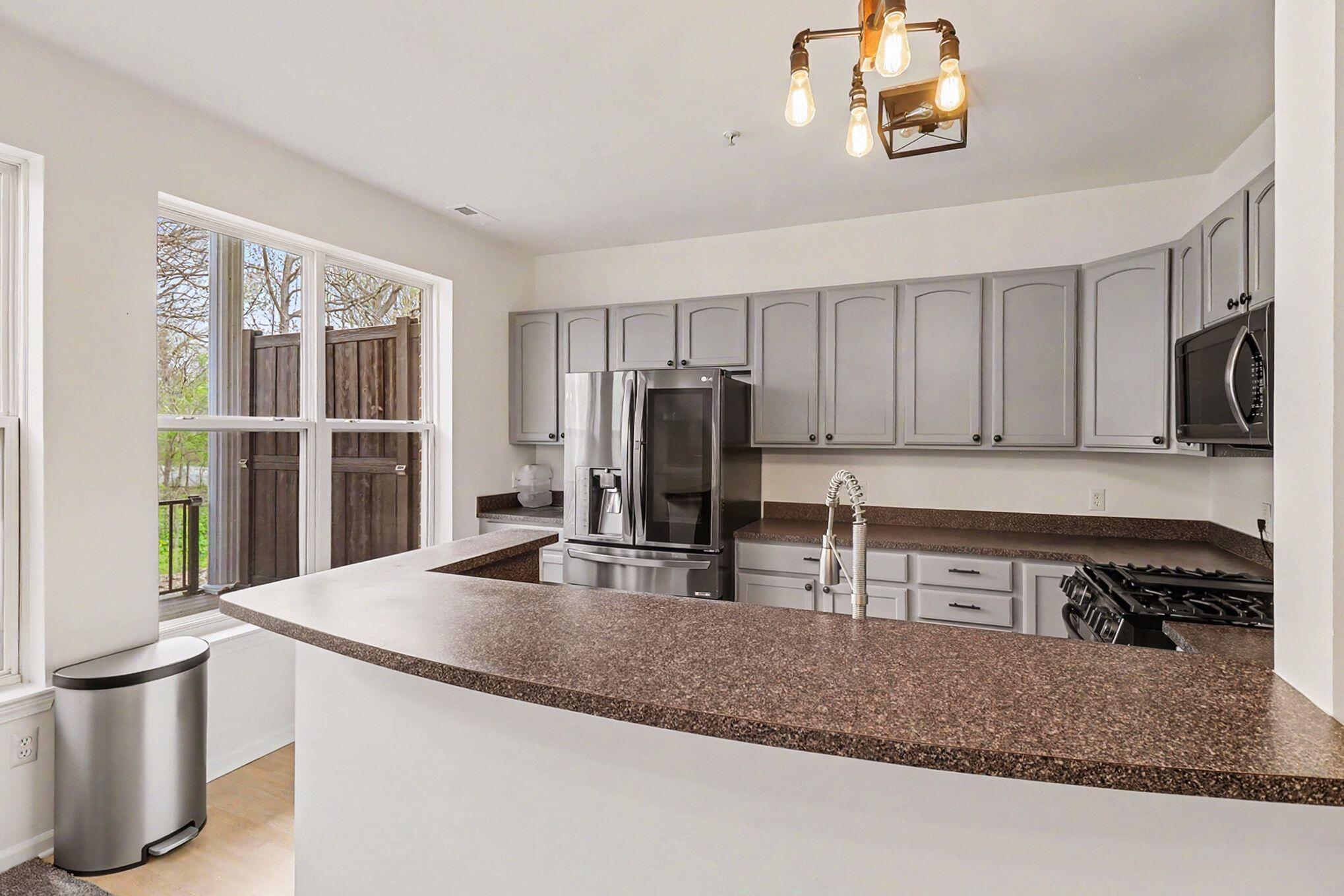 3157 Asher Road Ann Arbor, MI 48104 - Photo 16 of 36 014_file_7424
