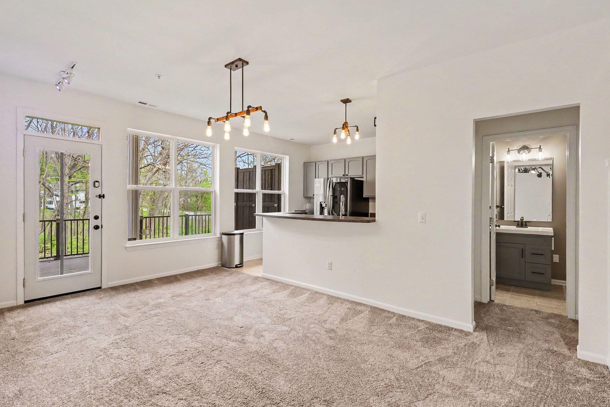 3157 Asher Road Ann Arbor, MI 48104 - Photo 21 of 36 019_file_7193