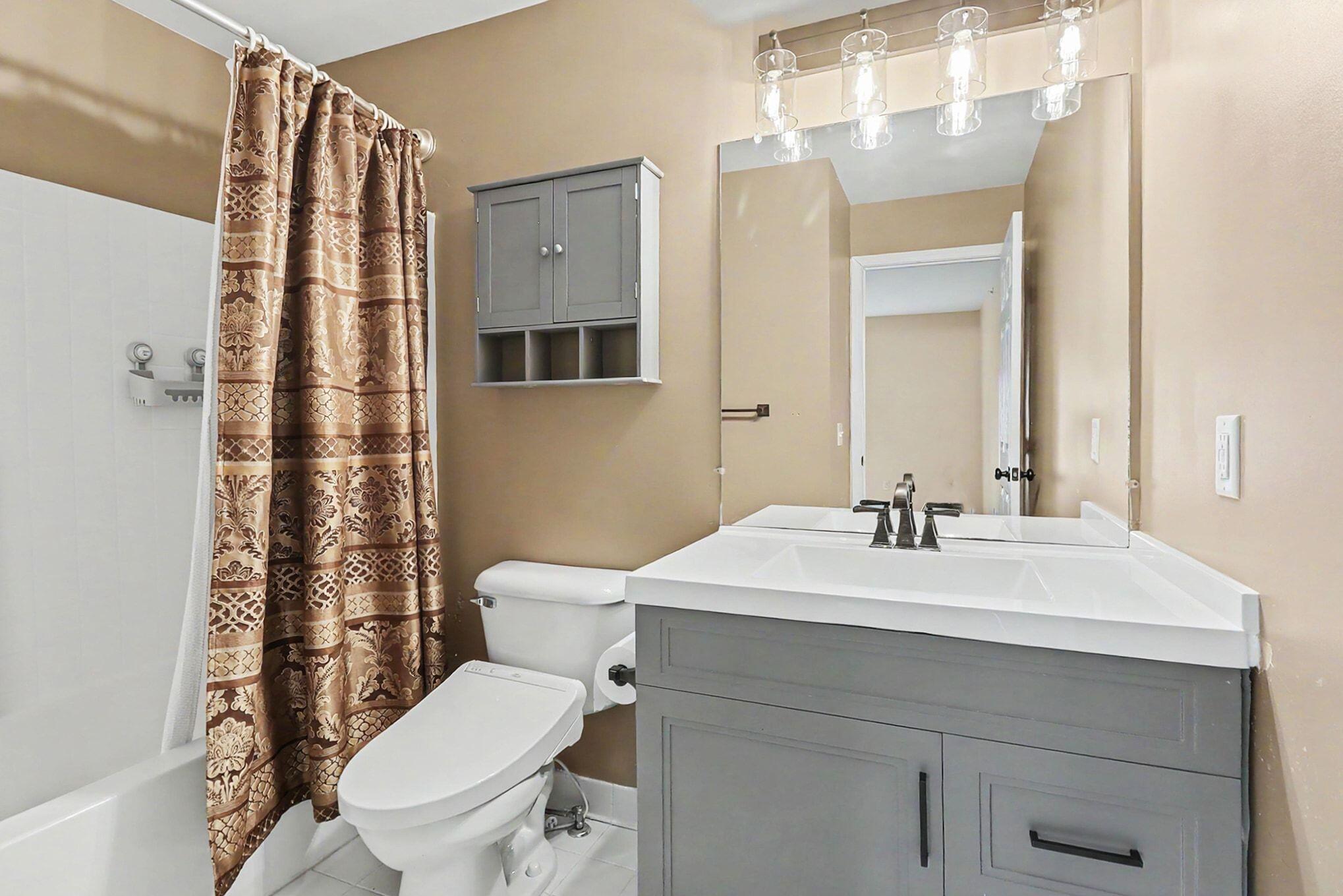 3157 Asher Road Ann Arbor, MI 48104 - Photo 32 of 36 029_file_5275