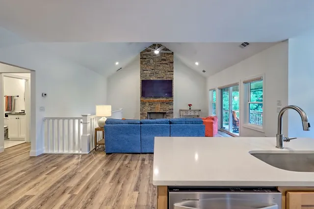 $749,000 | 1060 Chatuge Village Circle, Hayesville, NC 28904