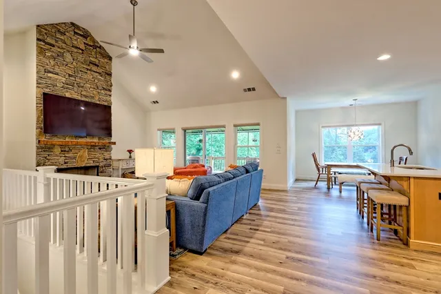 $749,000 | 1060 Chatuge Village Circle, Hayesville, NC 28904