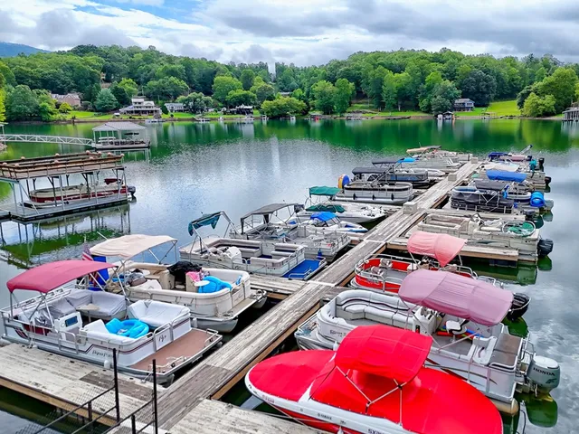 $749,000 | 1060 Chatuge Village Circle, Hayesville, NC 28904