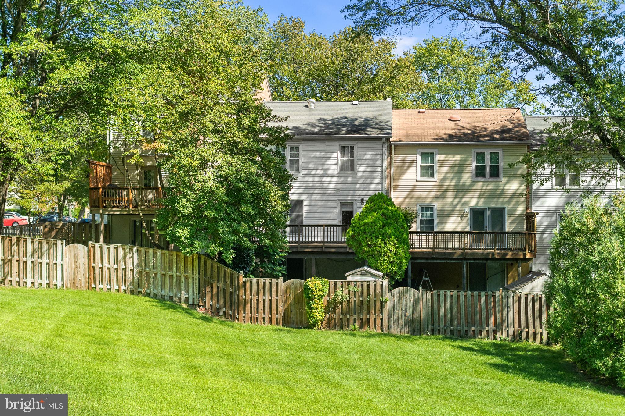 8252 Getty Court Springfield, VA 22153 - Photo 29 of 30 Gallery Image 29