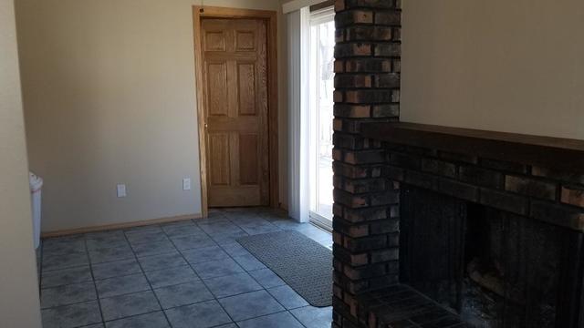 133 Heathgate Road Montgomery, IL 60538 - Photo 17 of 34 a view of a bathroom