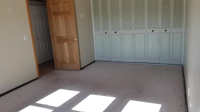 133 Heathgate Road Montgomery, IL 60538 - Photo 30 of 34 a view of balcony