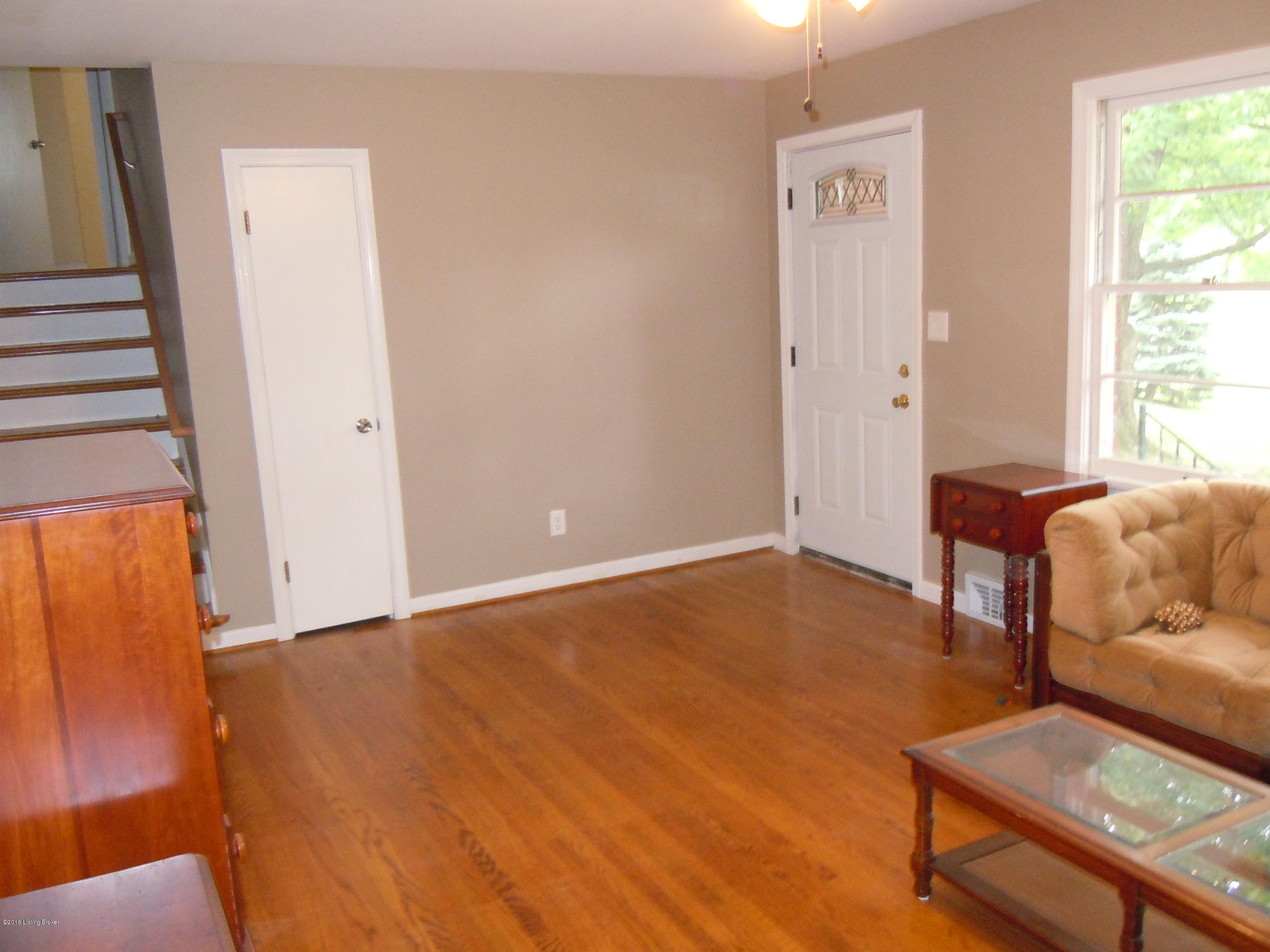 2024 Janlyn Road Jeffersontown, KY 40299 - Photo 5 of 27 DSCN4343