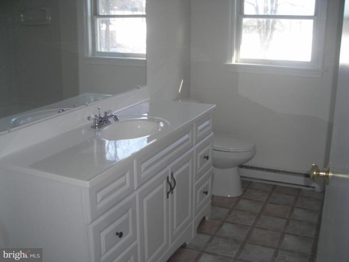 3743 Niner Road Finksburg, MD 21048 - Photo 8 of 22 Bath #1