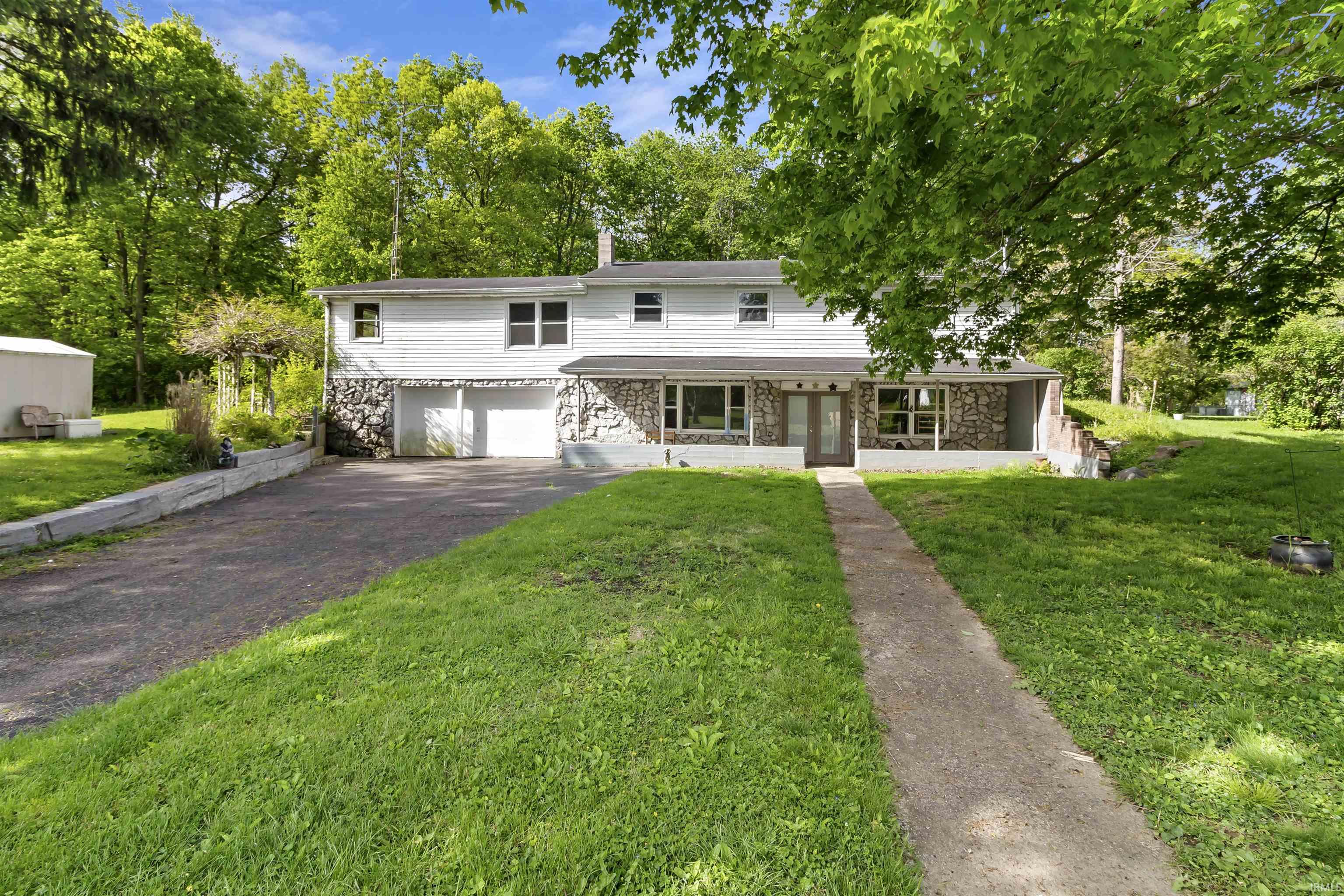 102 East Main Street Fairmount, IN 46928 - Photo 1 of 21