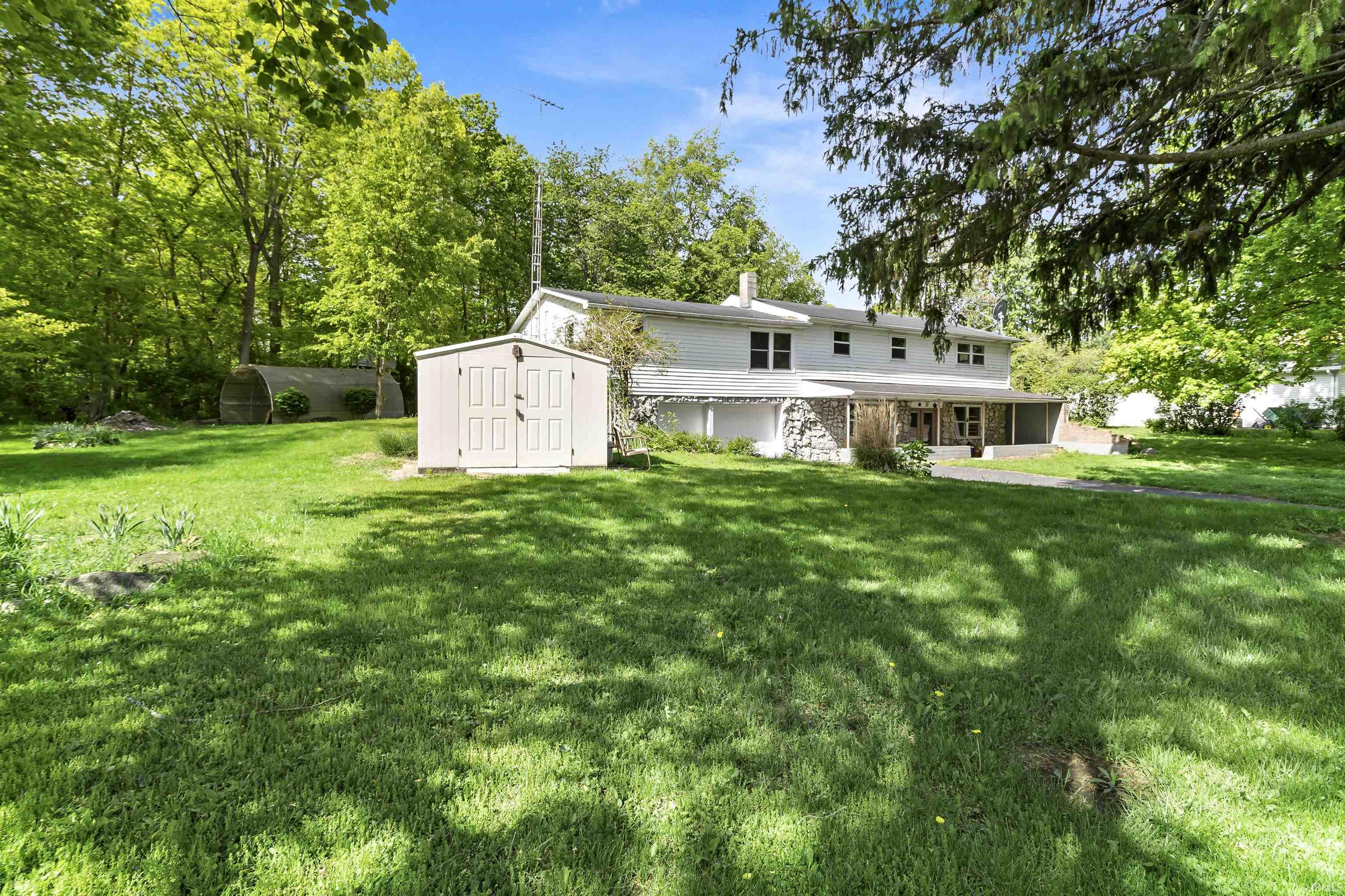 102 East Main Street Fairmount, IN 46928 - Photo 2 of 21