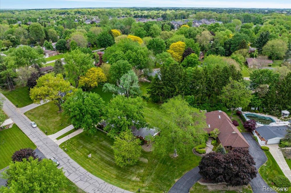 23970 Woodham Road Novi, MI 48374 - Photo 43 of 47