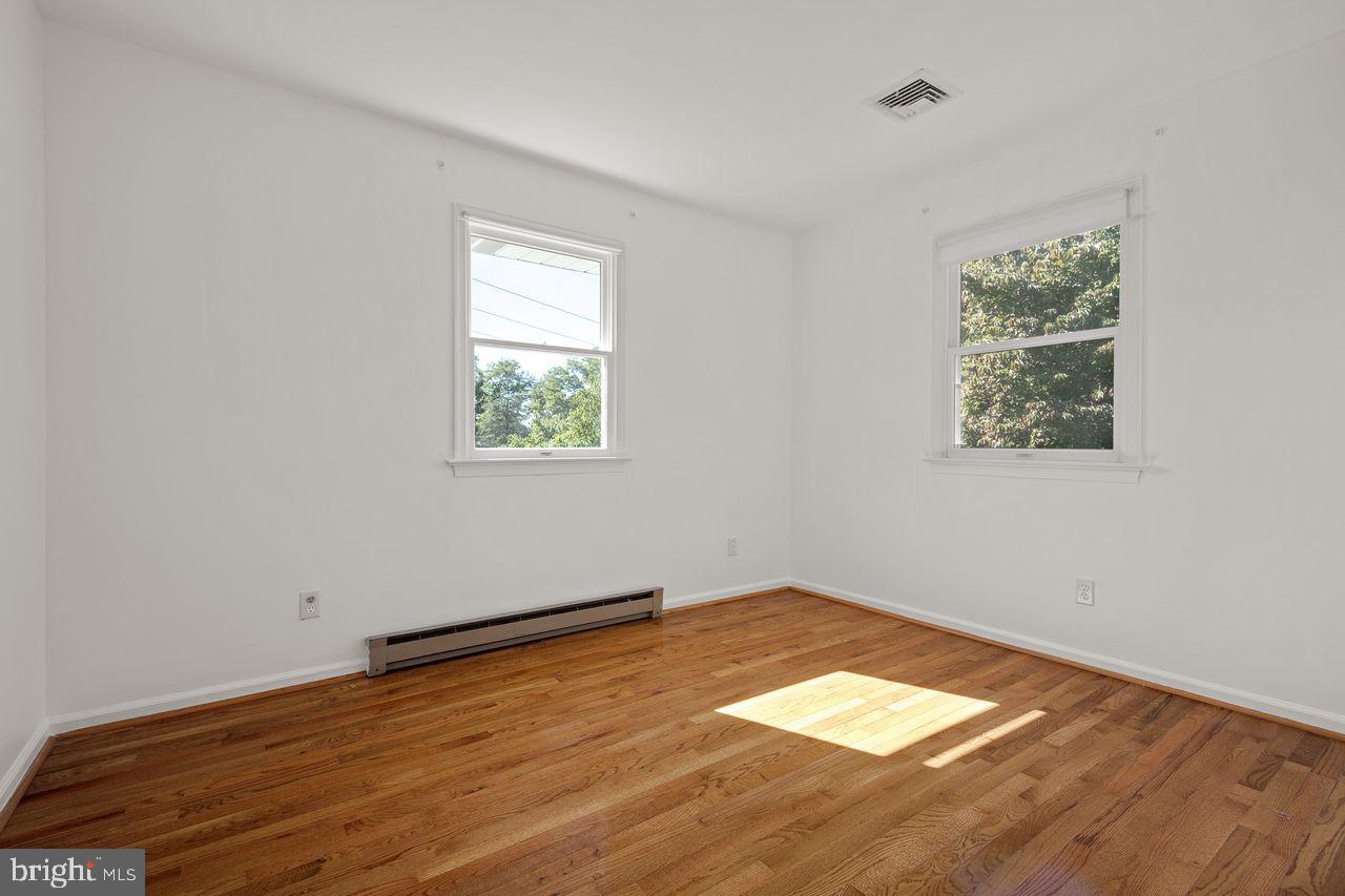 2492 Chestnut Road Elizabethtown, PA 17022 - Photo 16 of 28 Gallery Image 16