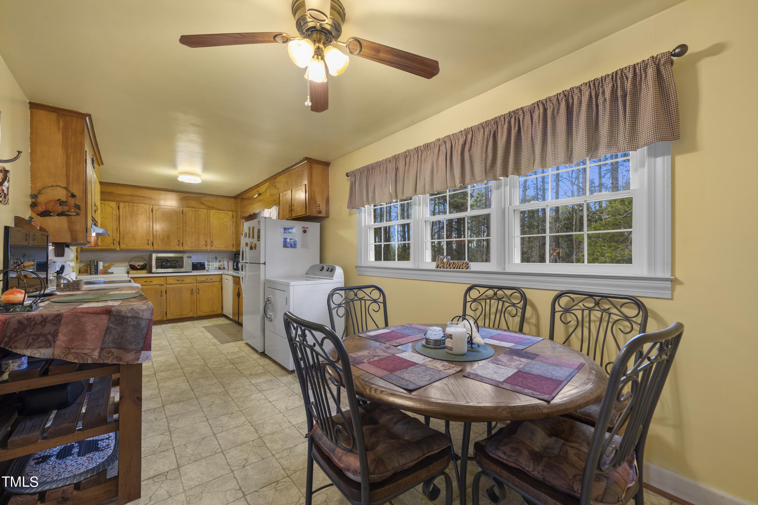 474 Tower Road Clarksville, VA 23927 - Photo 3 of 5 6-print-DSC02272