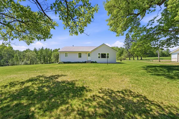 $220,000 | W9663 Kington Road, Thorp, WI 54771