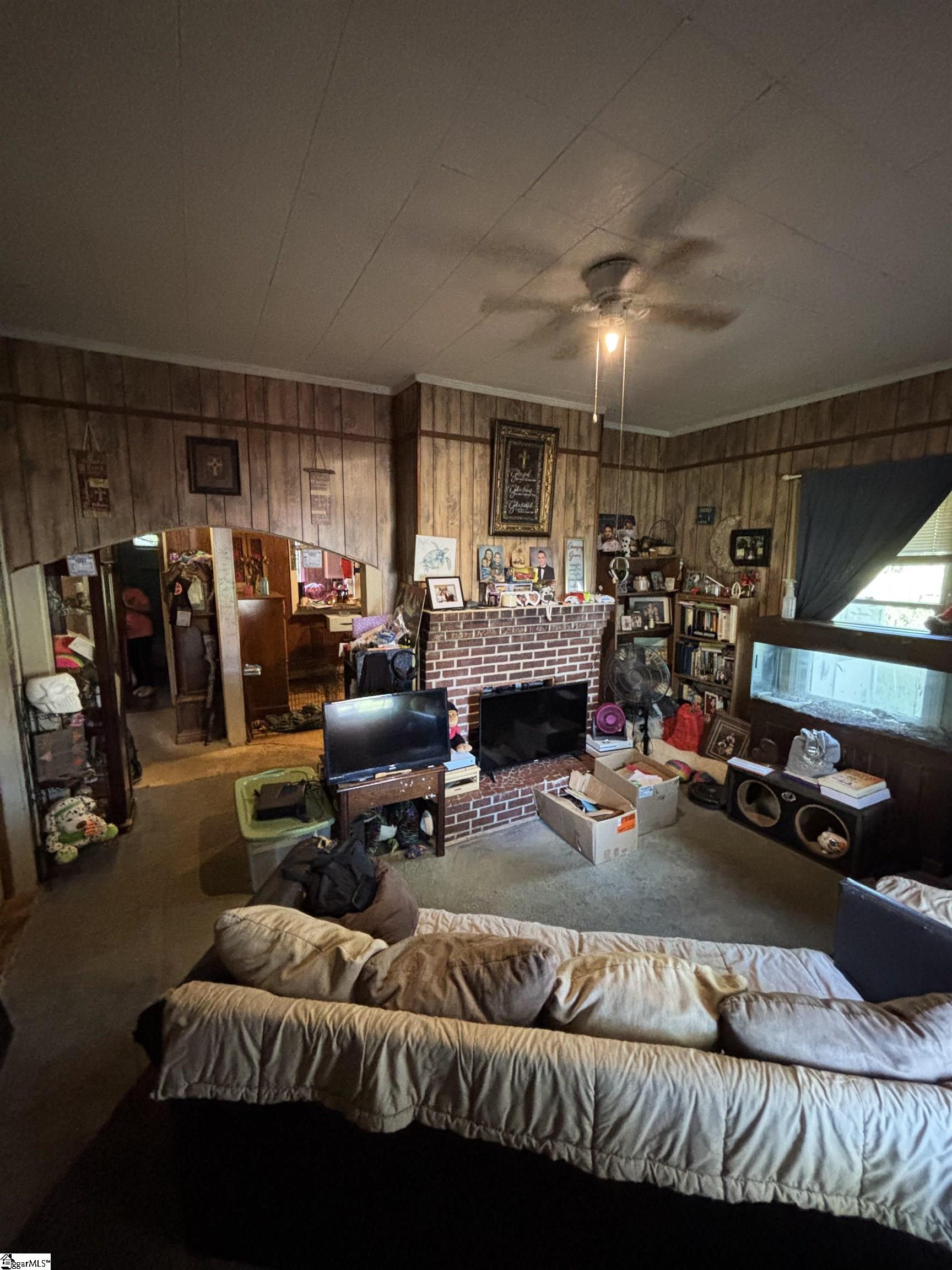 708 Jefferson Street Clinton, SC 29325 - Photo 5 of 16