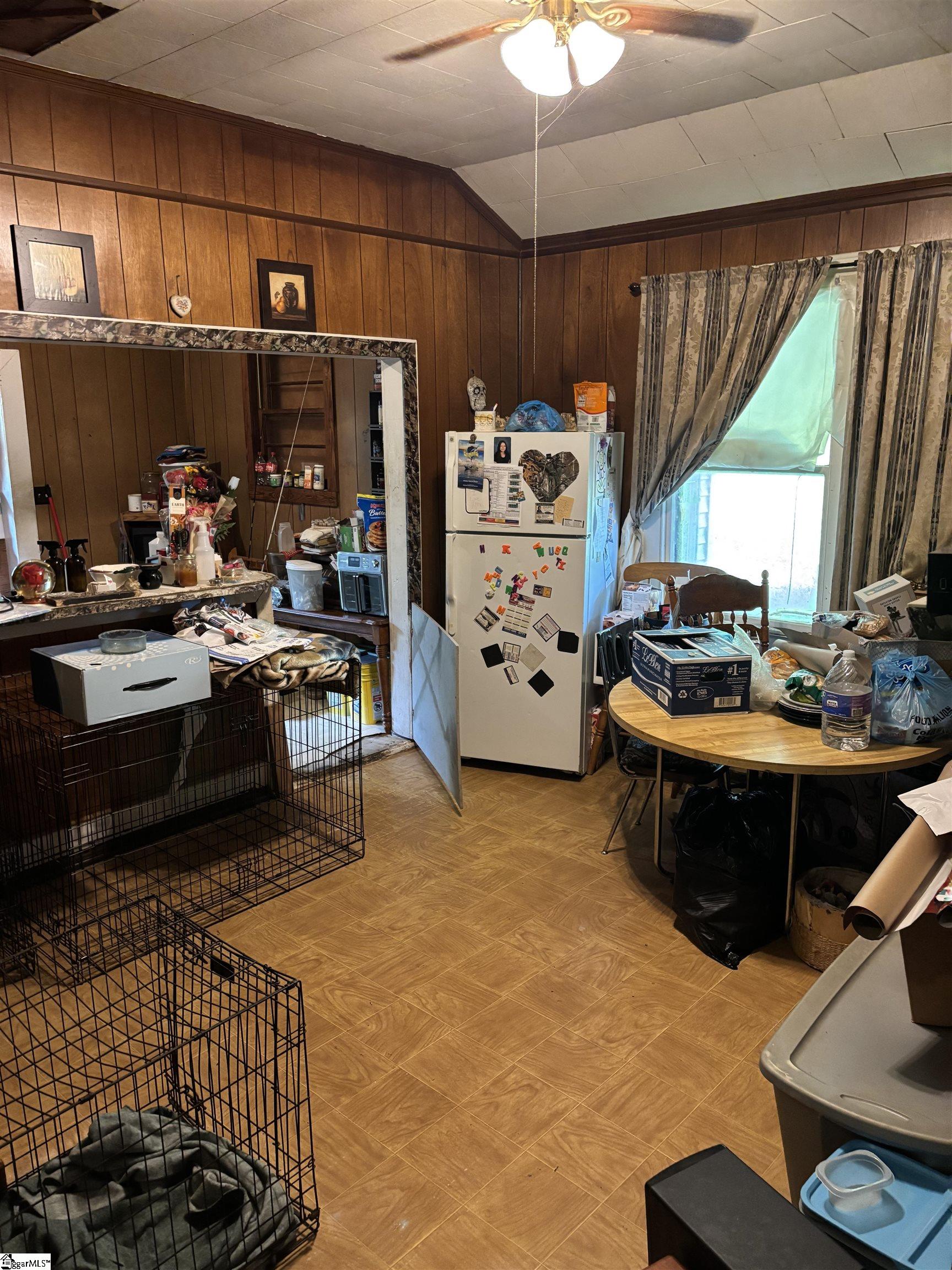 708 Jefferson Street Clinton, SC 29325 - Photo 6 of 16