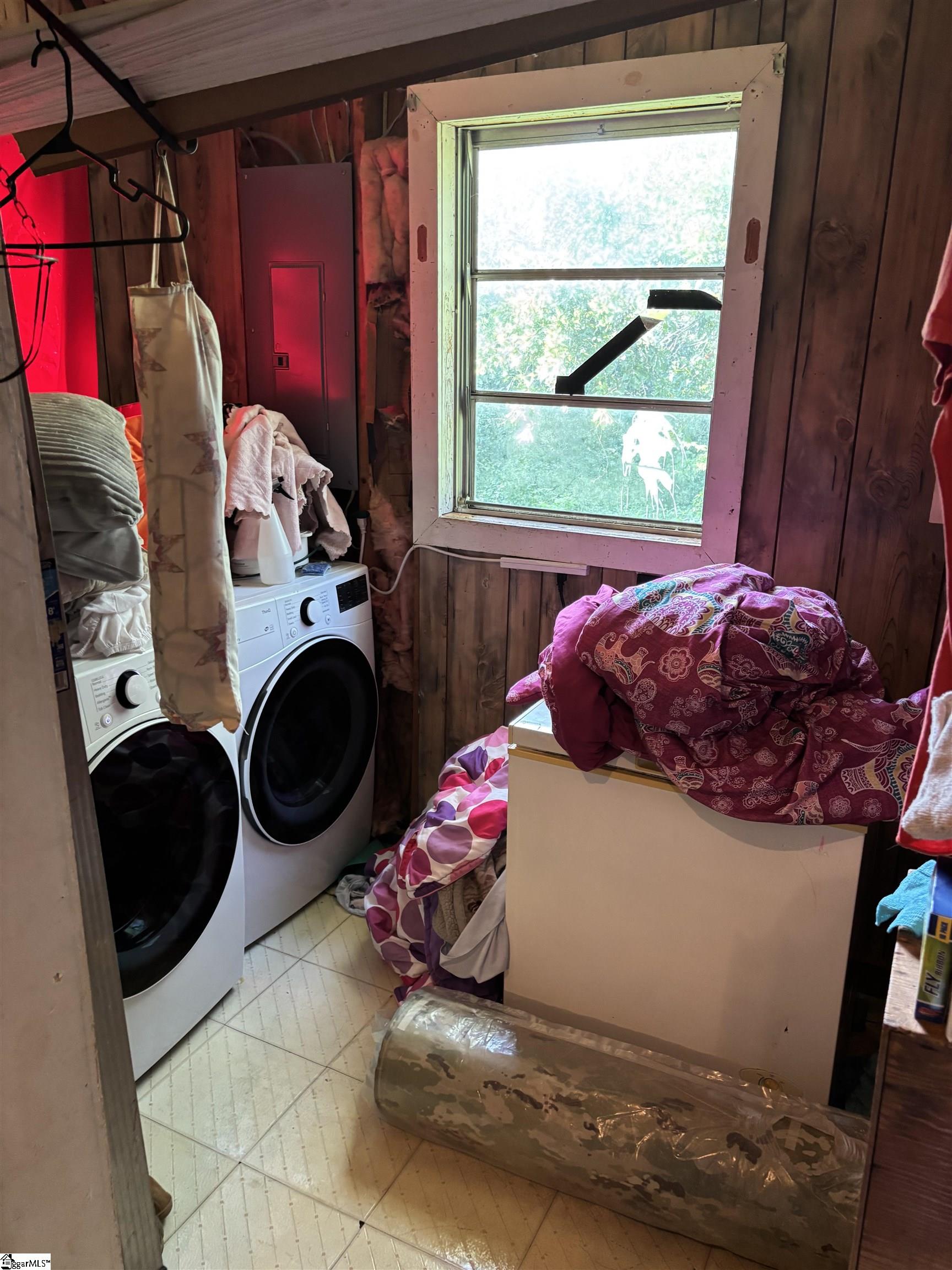 708 Jefferson Street Clinton, SC 29325 - Photo 10 of 16