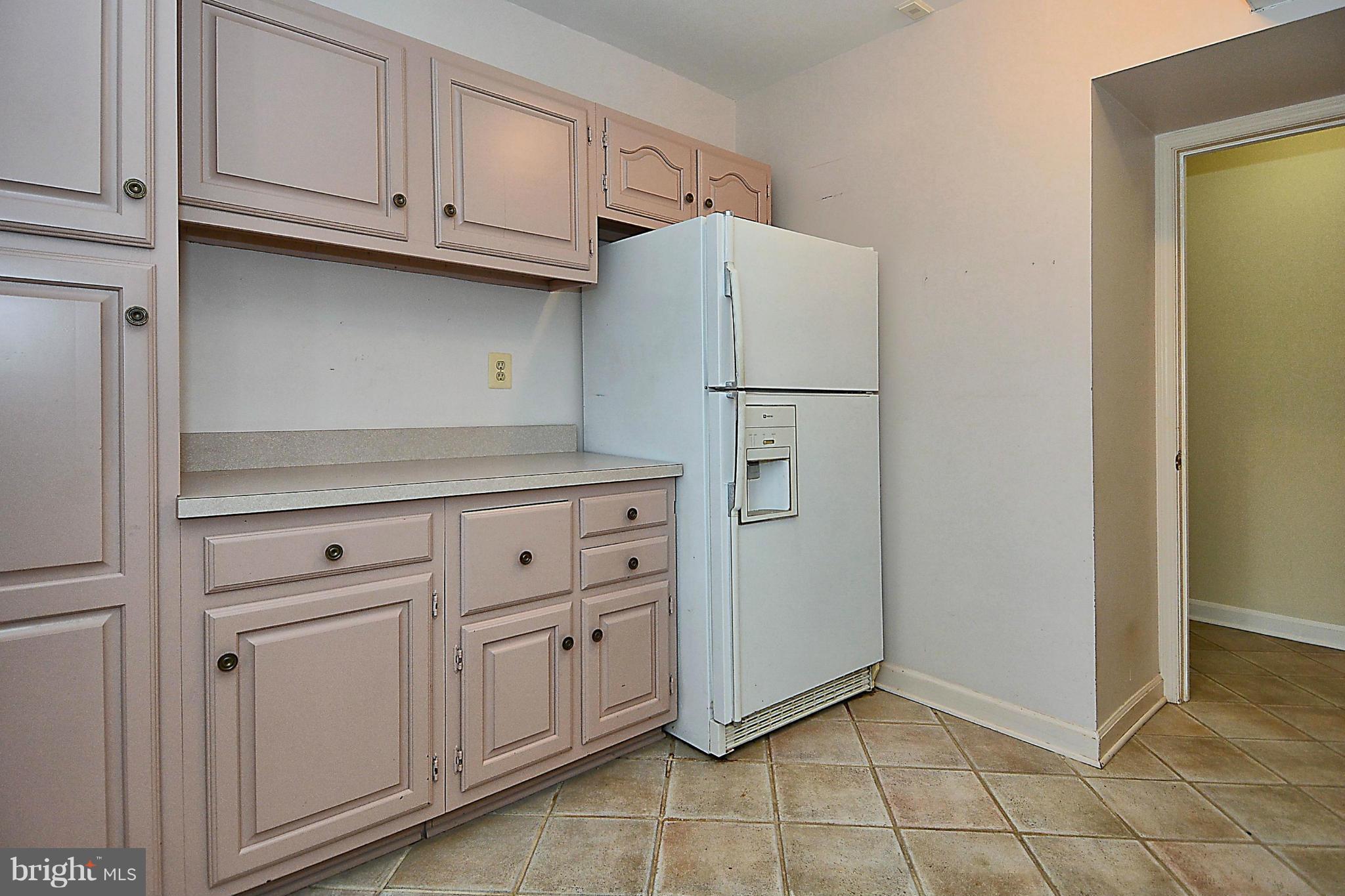 1434 Kirby Road McLean, VA 22101 - Photo 11 of 29 Kitchen