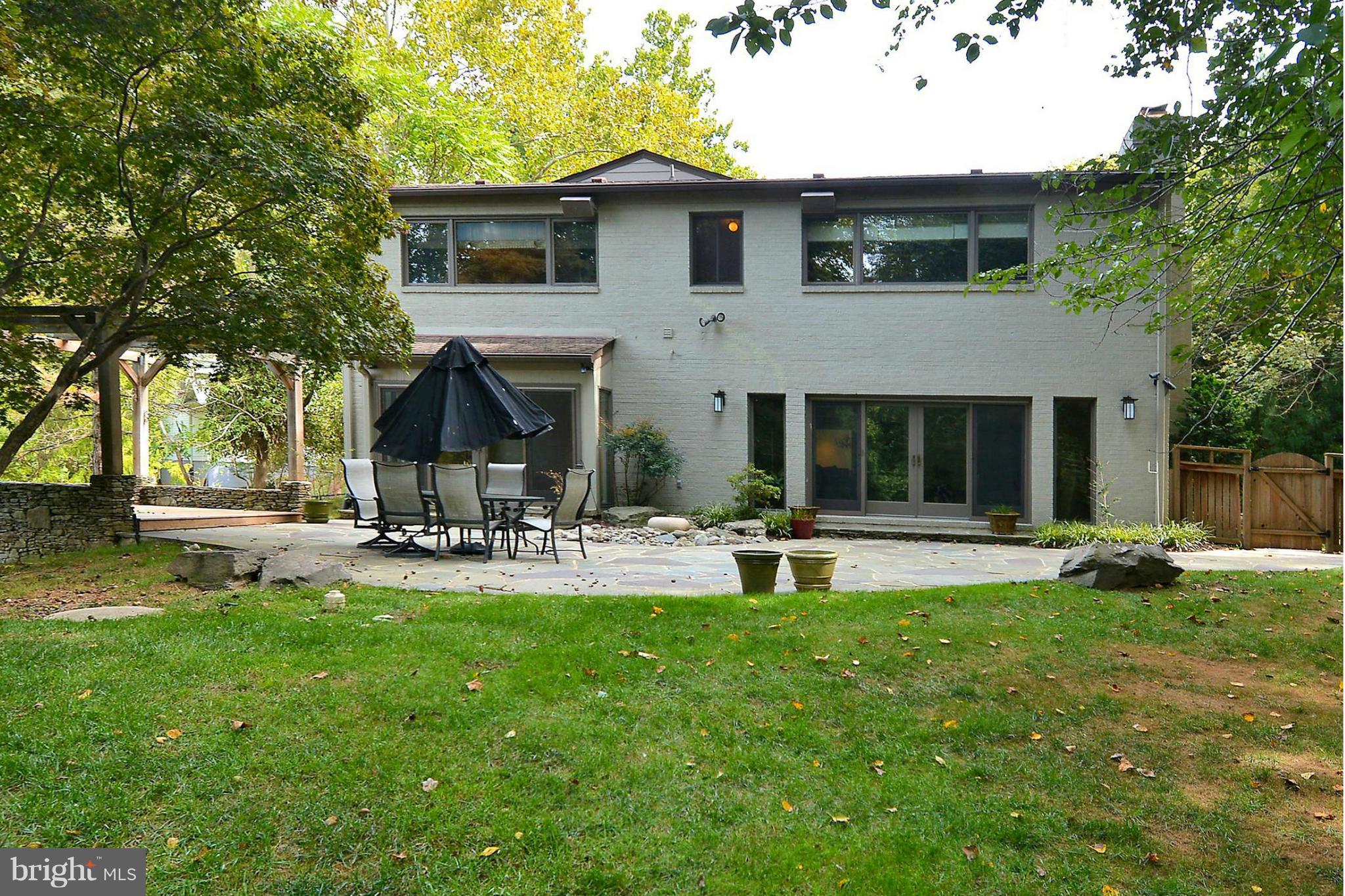 1434 Kirby Road McLean, VA 22101 - Photo 23 of 29 Exterior (Rear)