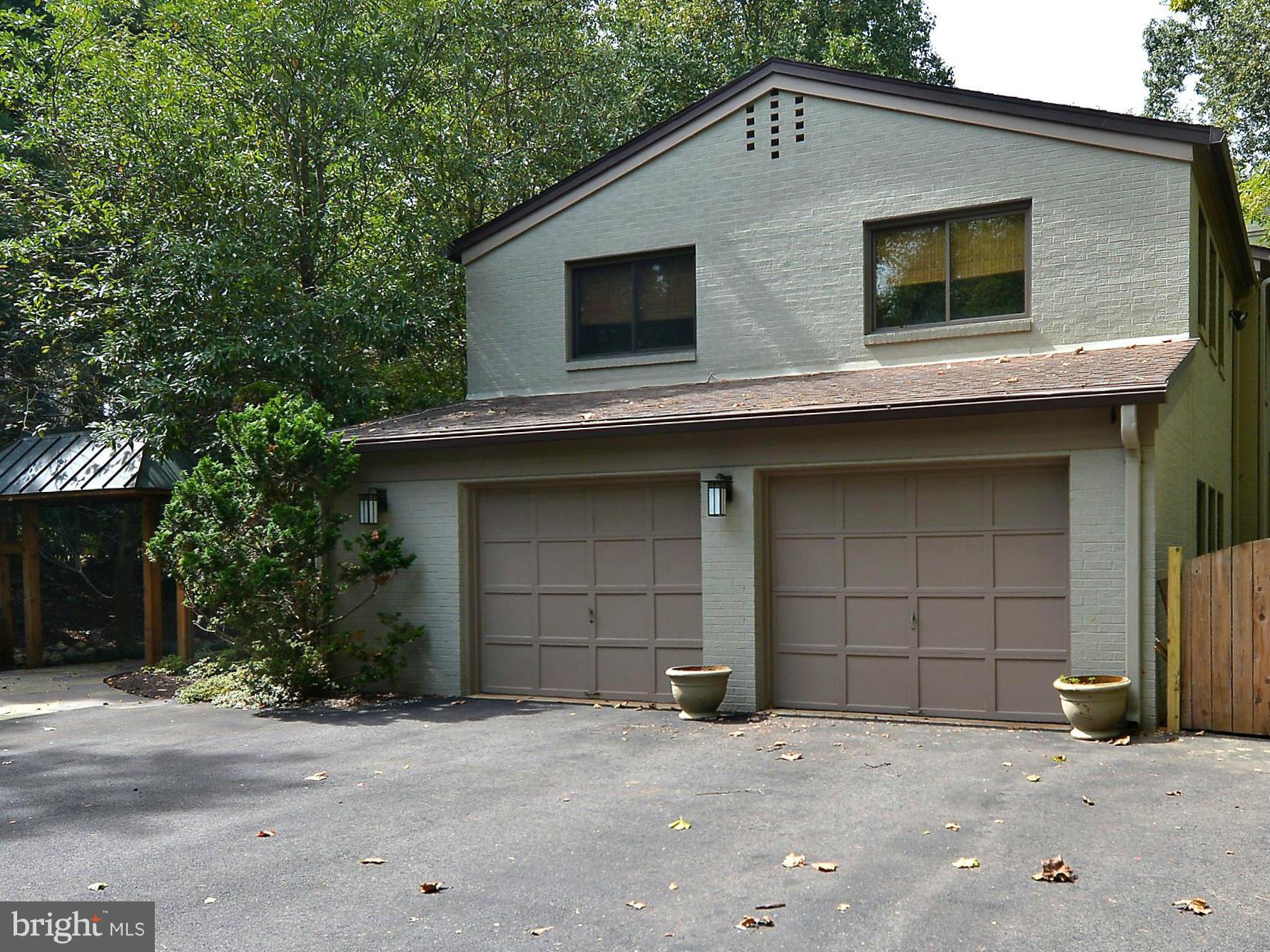 1434 Kirby Road McLean, VA 22101 - Photo 24 of 29 Garage