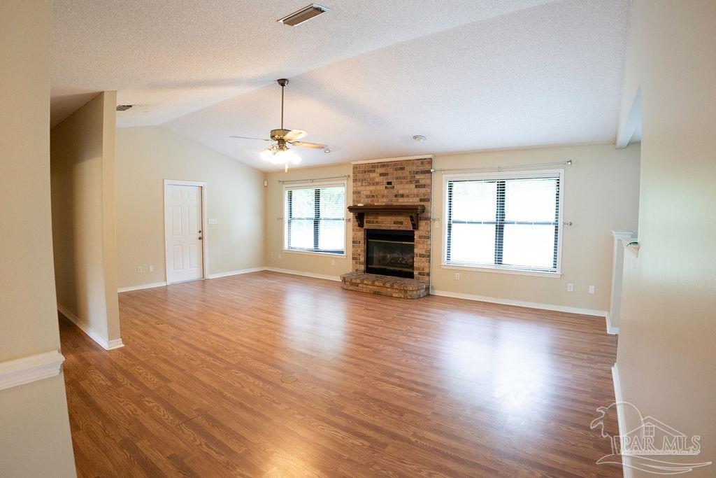 3219 Windmill Circle Cantonment, FL 32533 - Photo 3 of 28