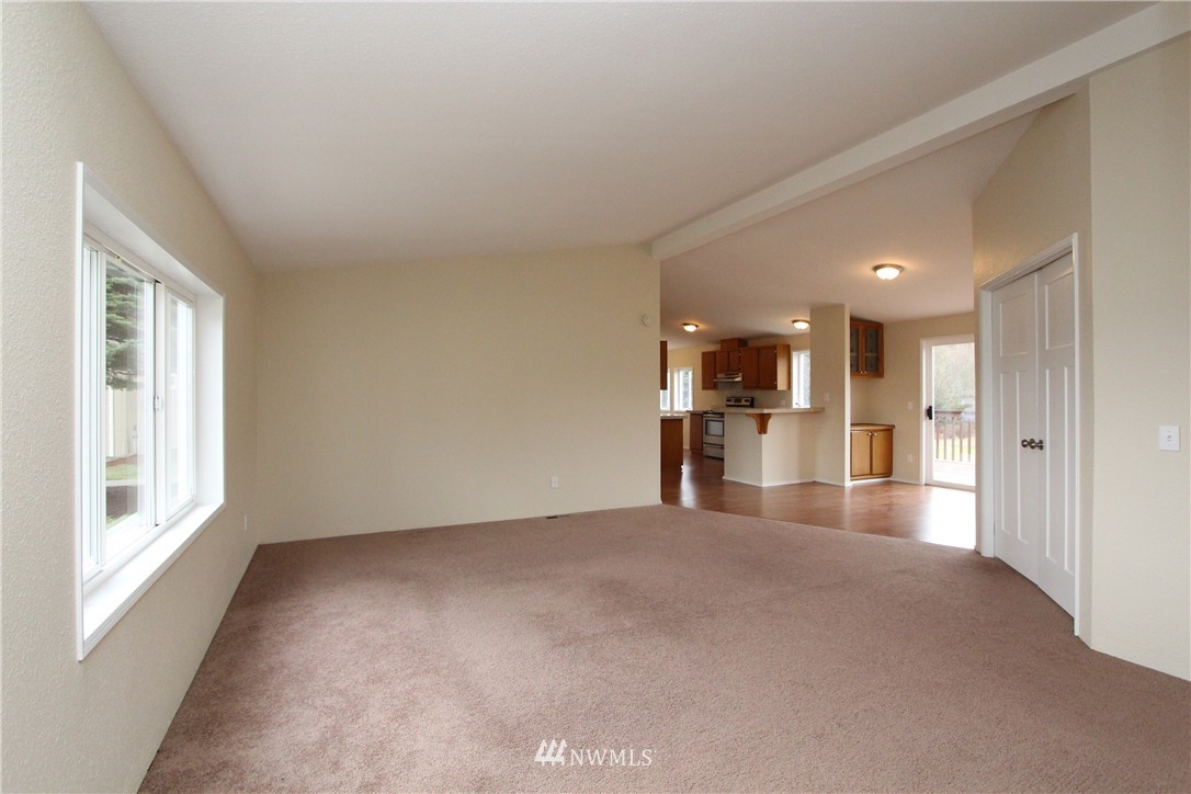 1795 Middle Fork Road Onalaska, WA 98570 - Photo 6 of 25 Gallery Image 6