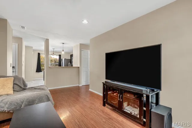 $145,000 | 944 Sugar Lake Court, Unit 7, St. Peters, MO 63376