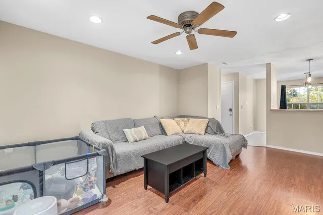 $145,000 | 944 Sugar Lake Court, Unit 7, St. Peters, MO 63376