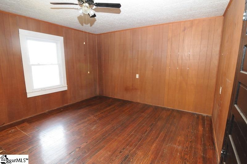 202 Pendleton Road Greenville, SC 29611 - Photo 12 of 20 Gallery Image 12