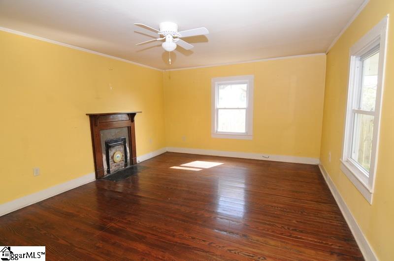 202 Pendleton Road Greenville, SC 29611 - Photo 4 of 20 Gallery Image 4