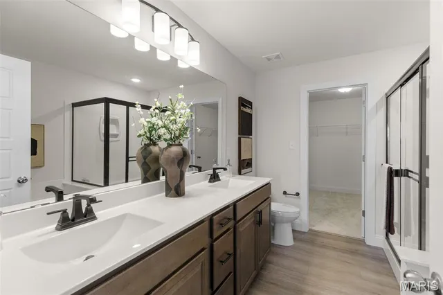 $599,900 | 116 Cedarstone Drive, Dardenne Prairie, MO 63368