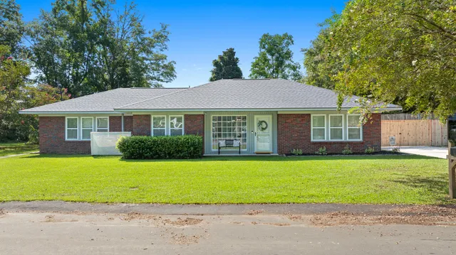 $470,000 | 106 Goodwin Street, Moncks Corner, SC 29461