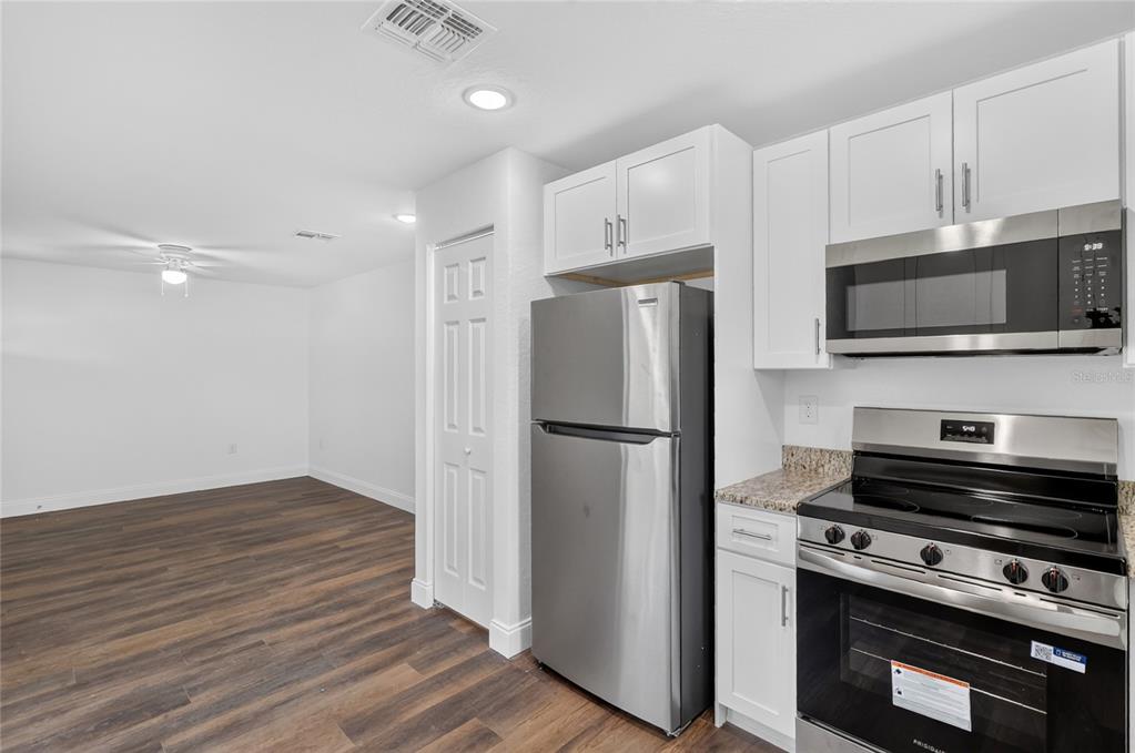 728 Henry Road Auburndale, FL 33823 - Photo 15 of 40 Gallery Image 15