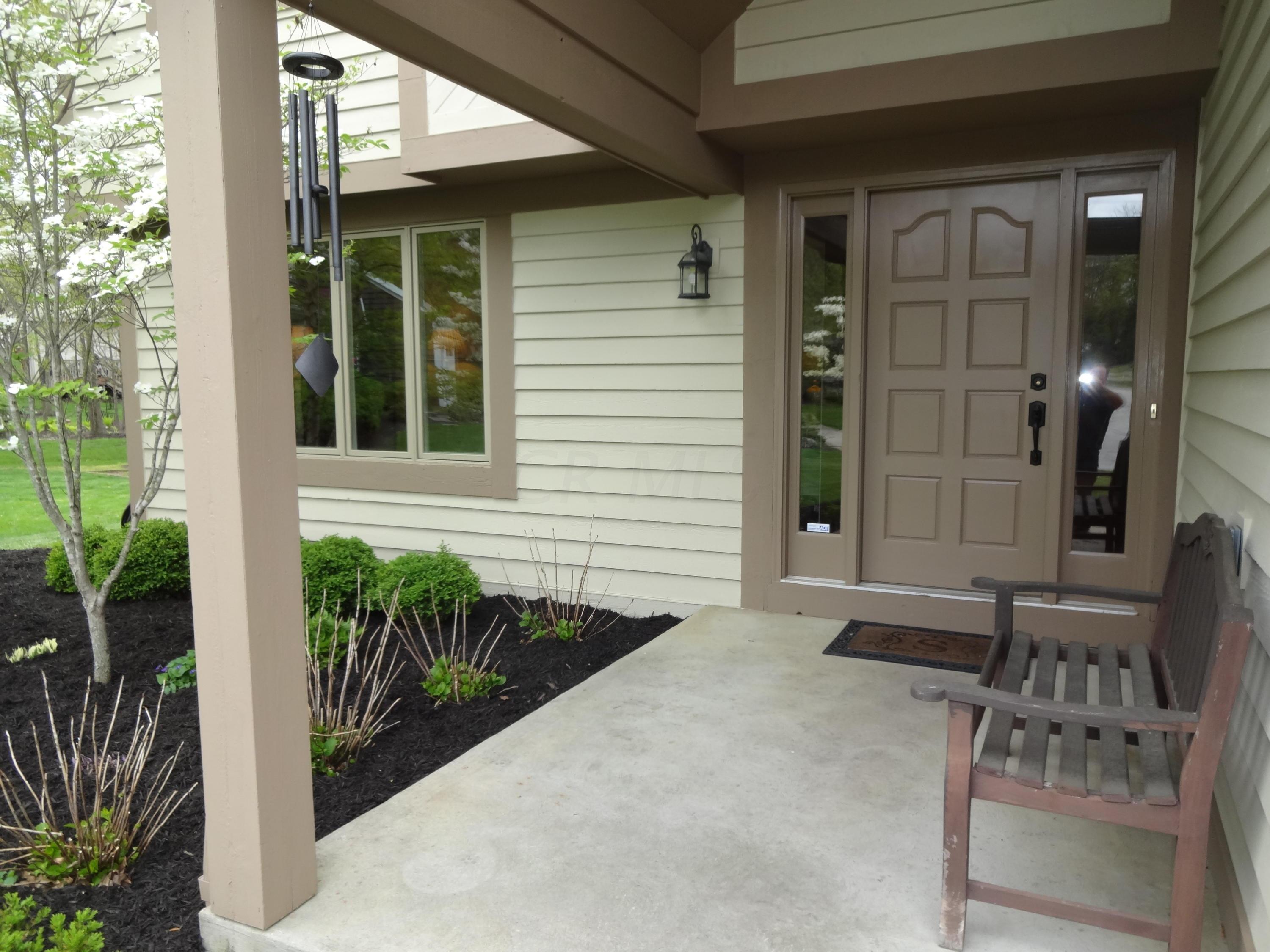 1093 Ridge Place Columbus, OH 43230 - Photo 65 of 70 Gallery Image 65