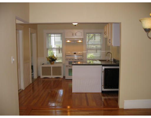 31 Hadwen Road Worcester, MA 01602 - Photo 9 of 29