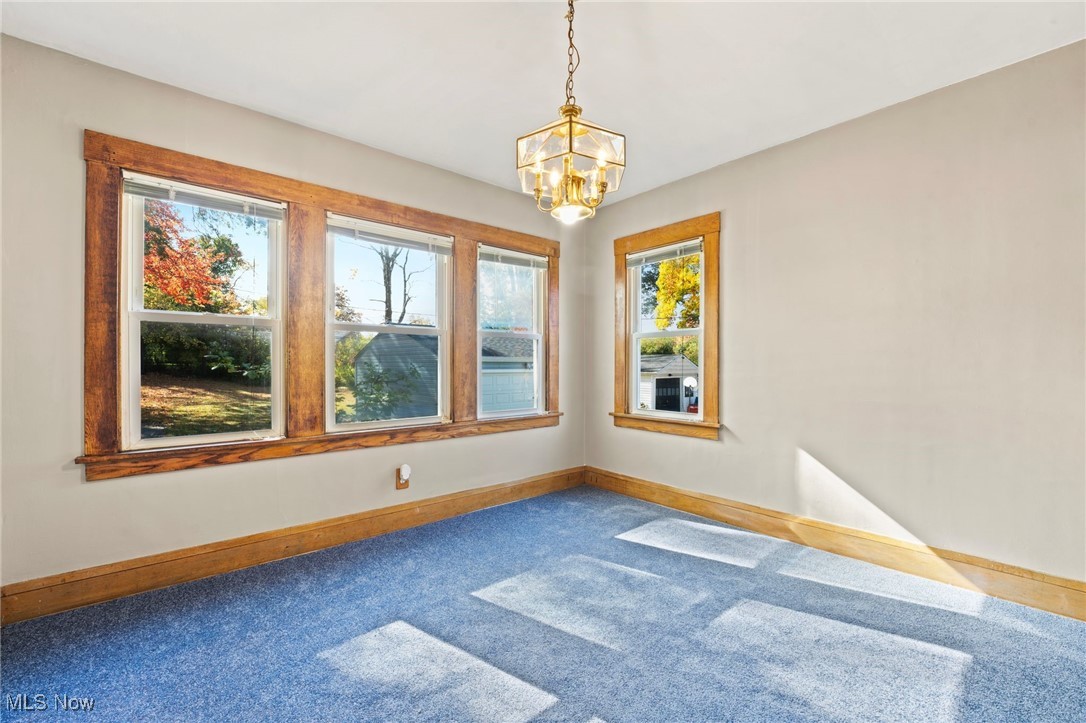 4550 Rainbow Road South Euclid, OH 44121 - Photo 6 of 30