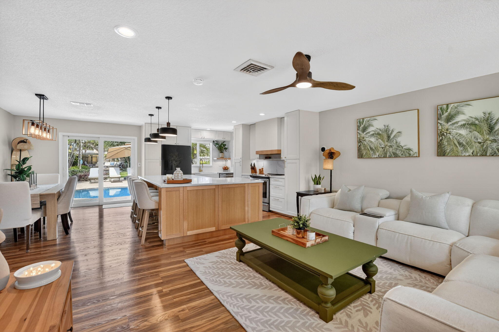 6951 Northeast 7th Avenue Boca Raton, FL 33487 - Photo 8 of 60 8-web-or-mls-DSC_2006
