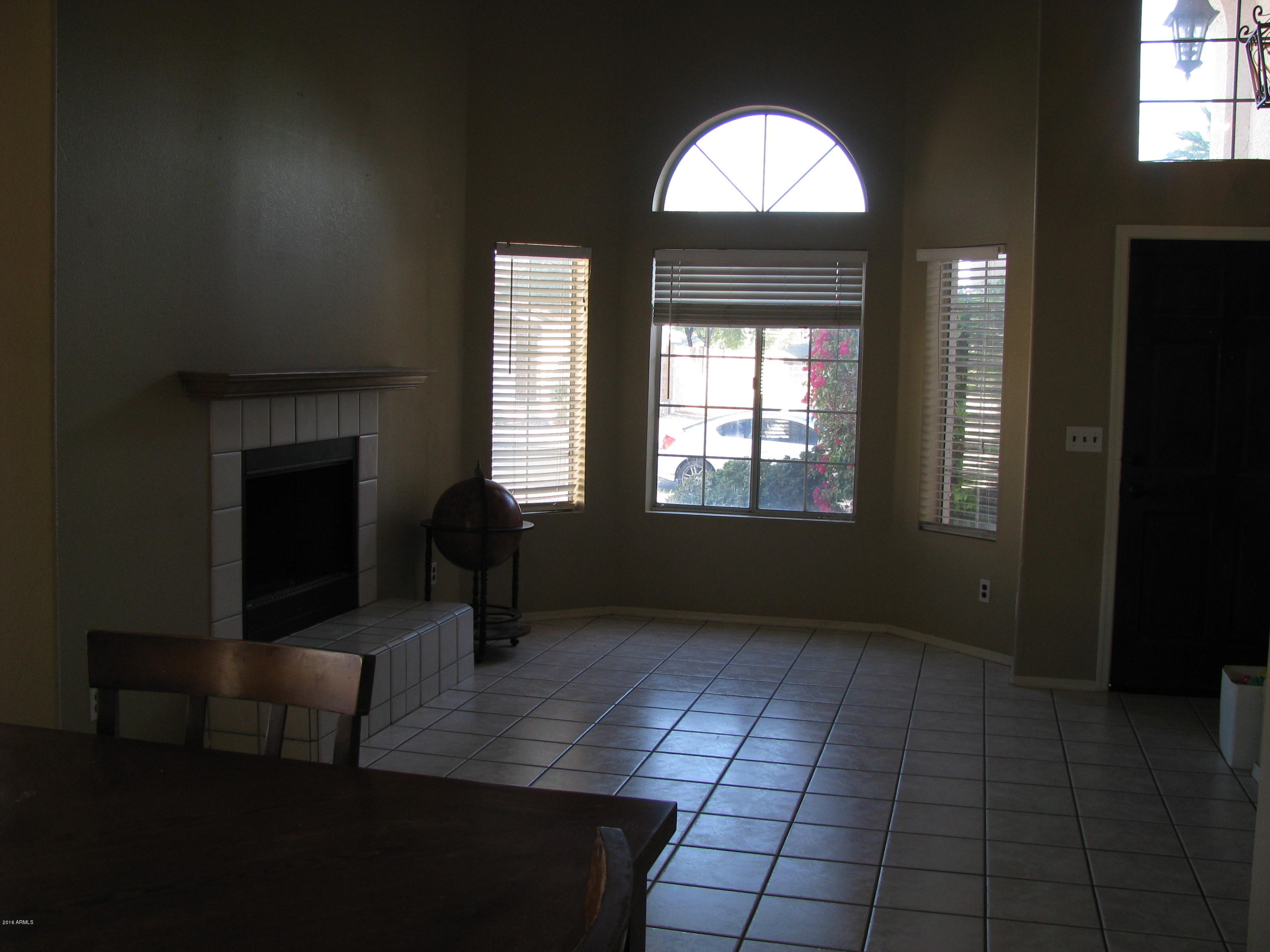 3934 East Decatur Street Mesa, AZ 85205 - Photo 7 of 21 002