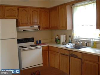 433 Mill Road Havertown, PA 19083 - Photo 3 of 6