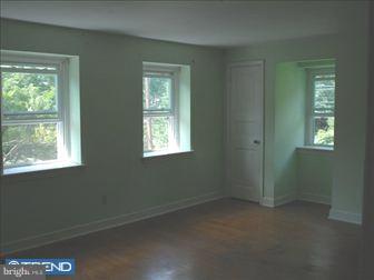 433 Mill Road Havertown, PA 19083 - Photo 4 of 6