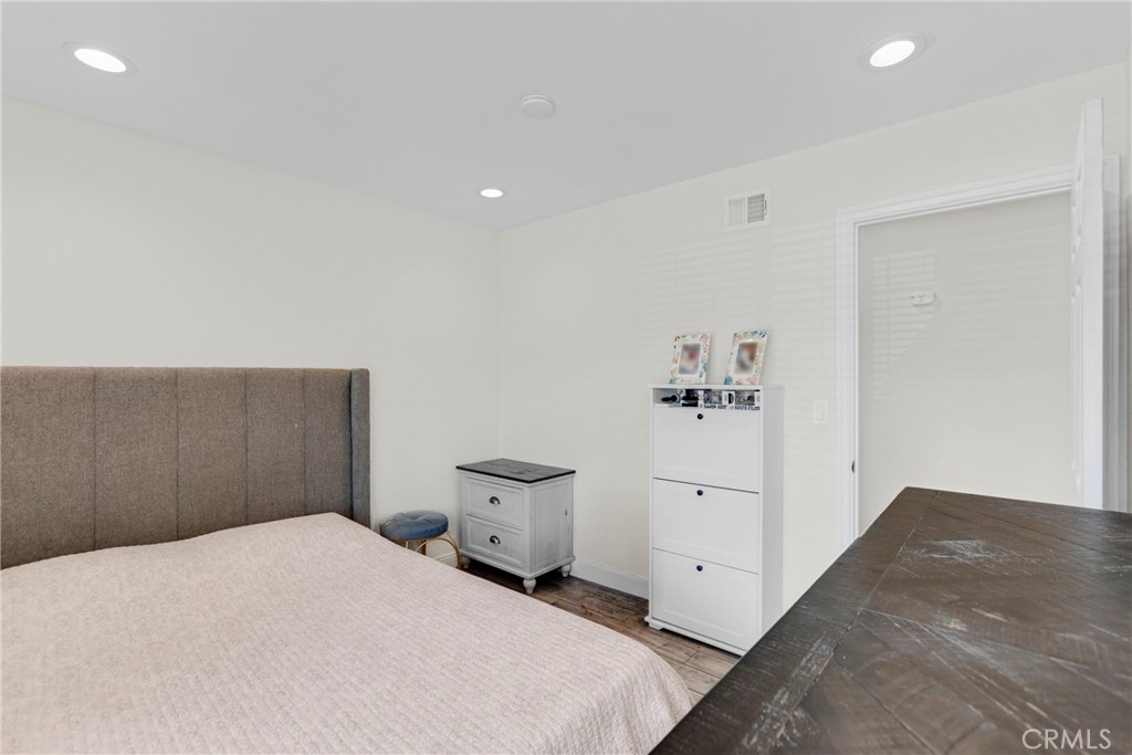 2290 Rohner Court Simi Valley, CA 93063 - Photo 19 of 56 Gallery Image 19