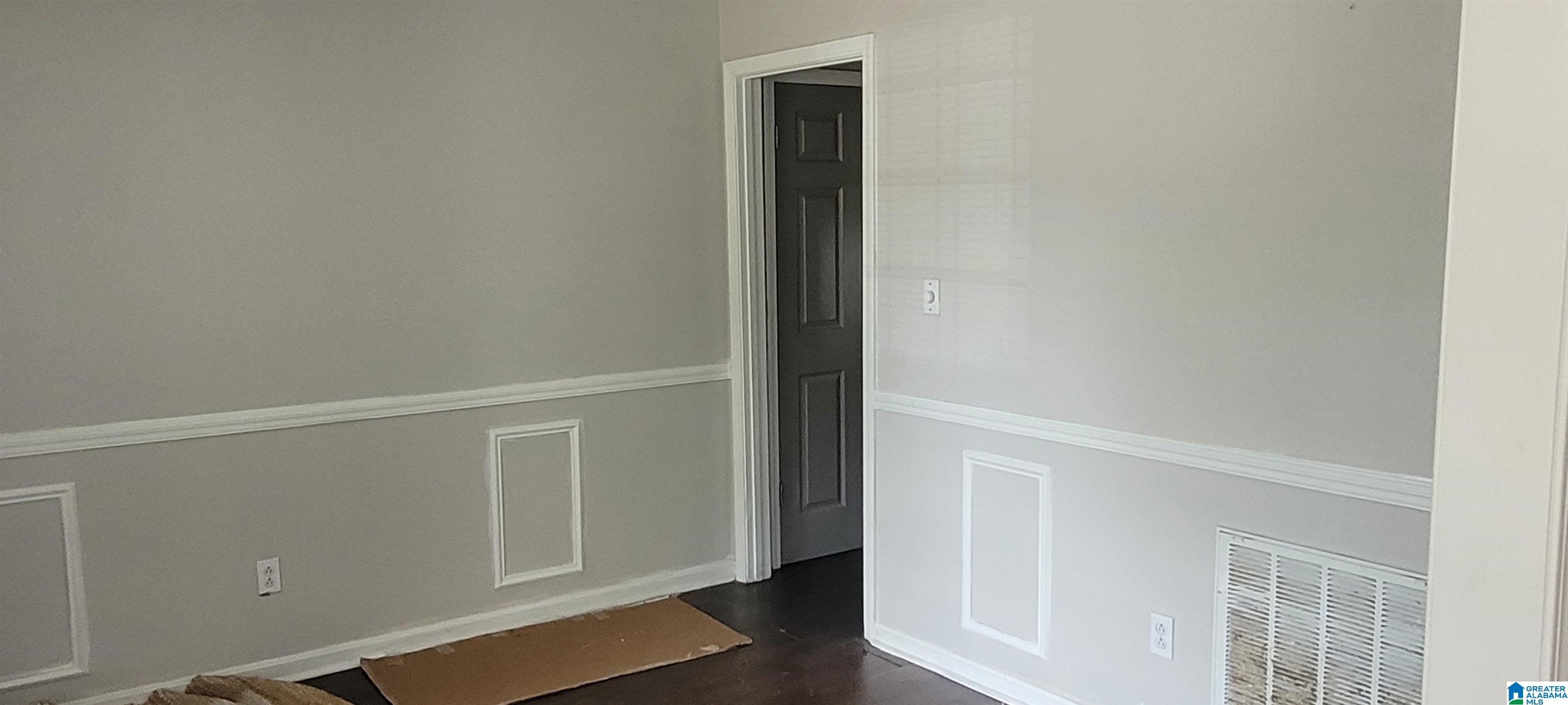 1848 Lyle Circle Birmingham, AL 35235 - Photo 3 of 9