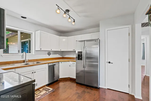 $358,000 | 315 South 76th Avenue, Yakima, WA 98908