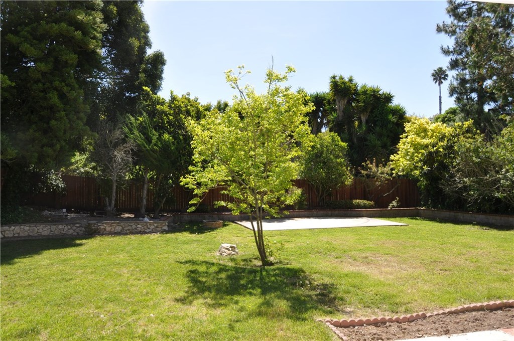 29218 Indian Valley Road Rancho Palos Verdes, CA 90275 - Photo 17 of 24 Gallery Image 17