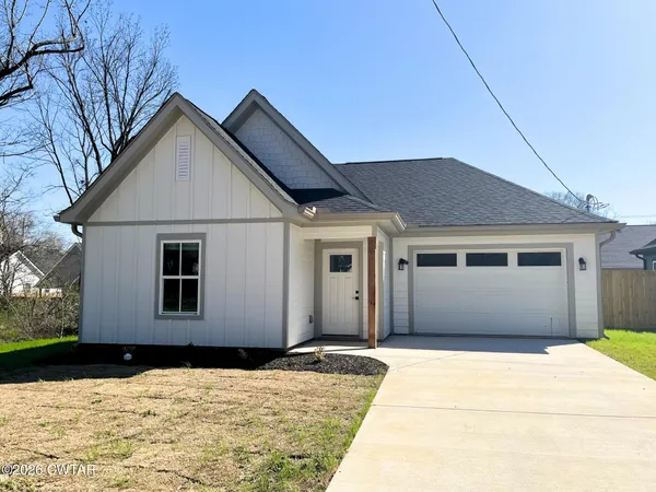 $239,900 | 122 East Grand Street, Jackson, TN 38301