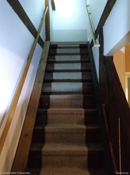 2122 Atwell Road Attica, MI 48412 - Photo 24 of 43 Stairs.jpg