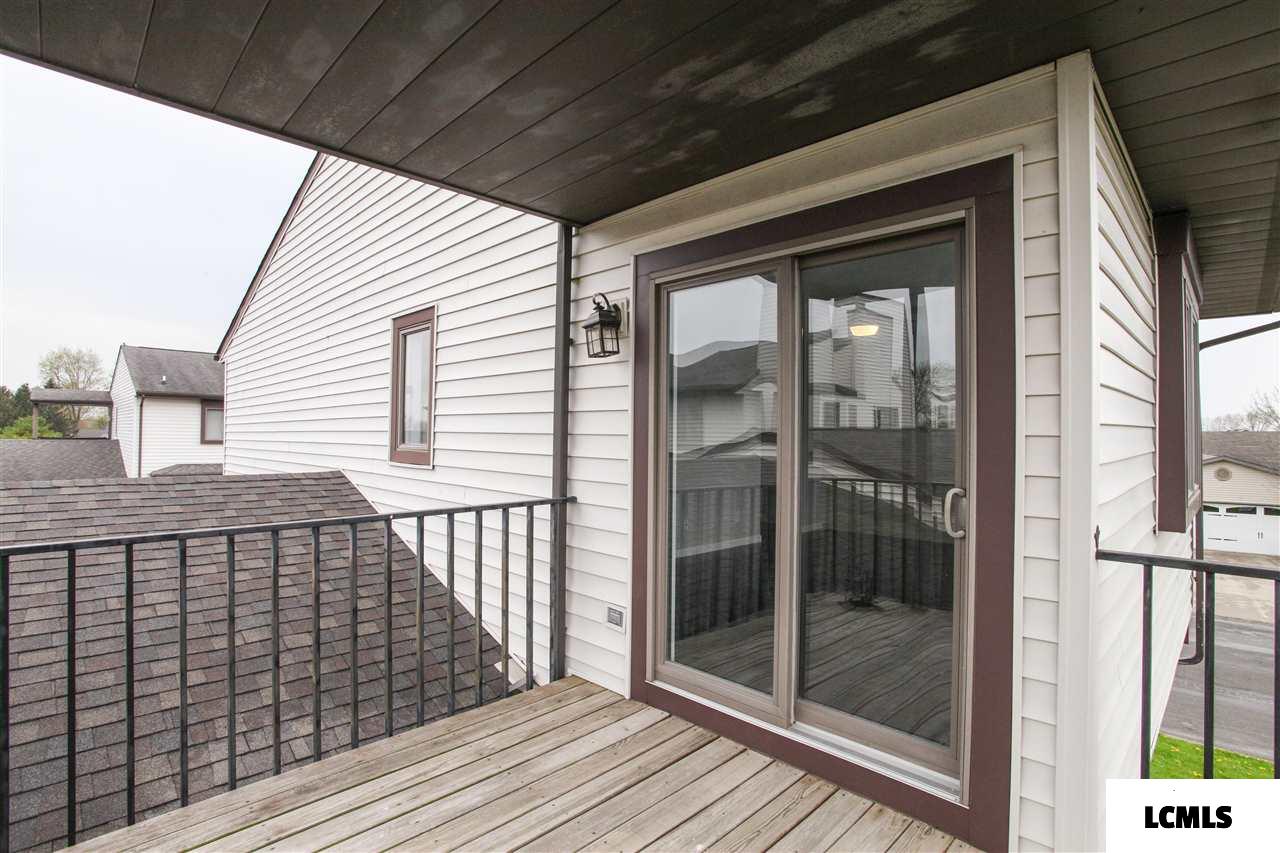 2358 Railsplitter Avenue Lincoln, IL 62656 - Photo 12 of 24 Gallery Image 12