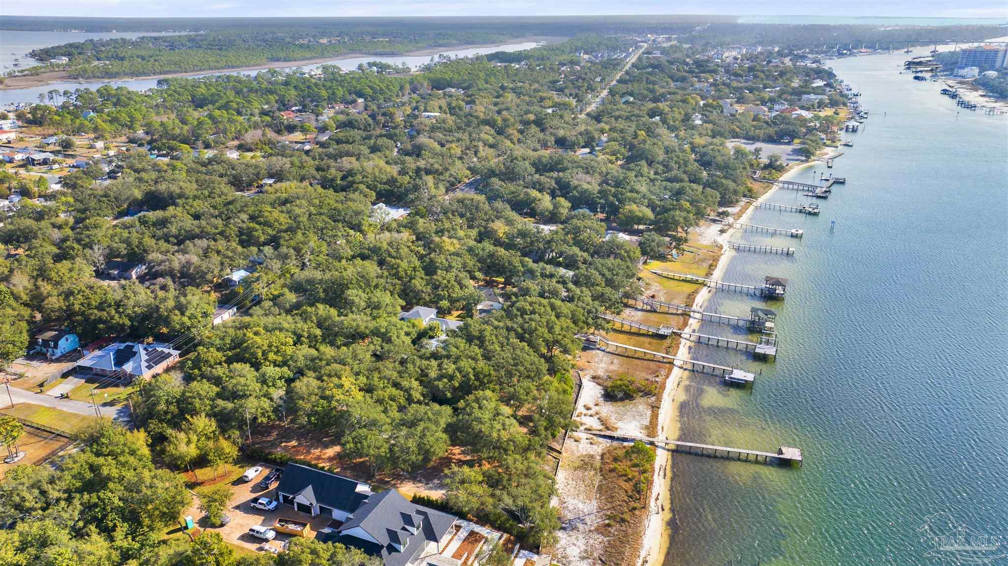 14395 Innerarity Point Road Pensacola, FL 32507 - Photo 13 of 24