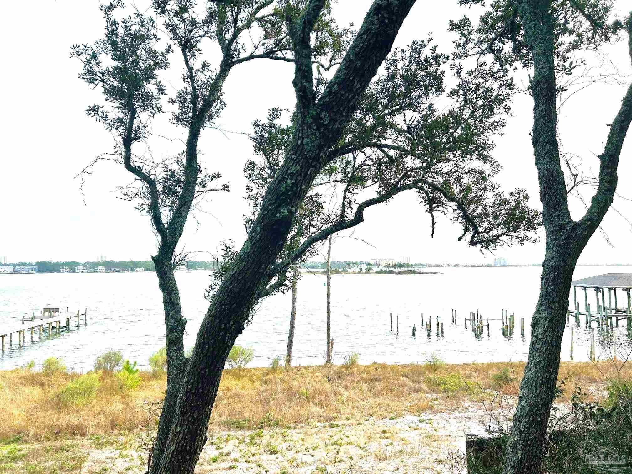 14395 Innerarity Point Road Pensacola, FL 32507 - Photo 16 of 24